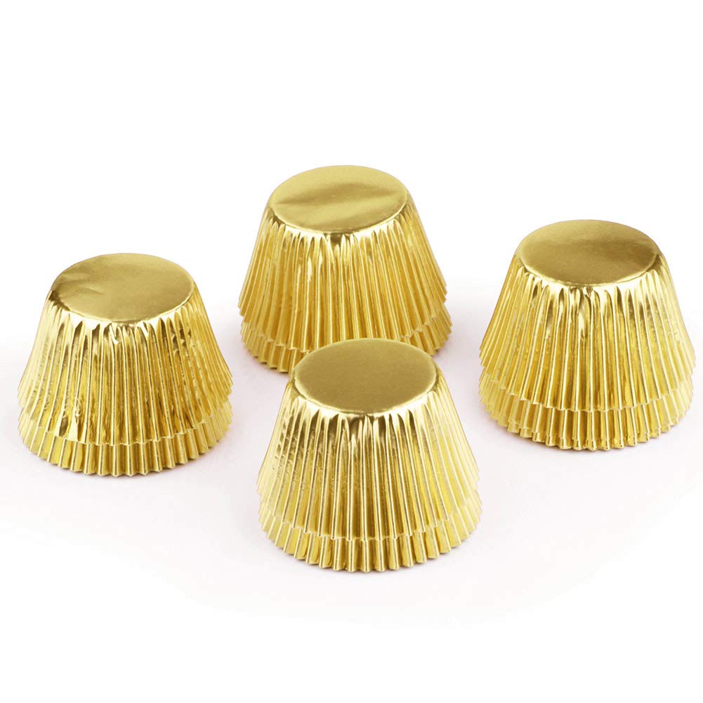 GiFBERA liner used to hold nuts or candies for party favors