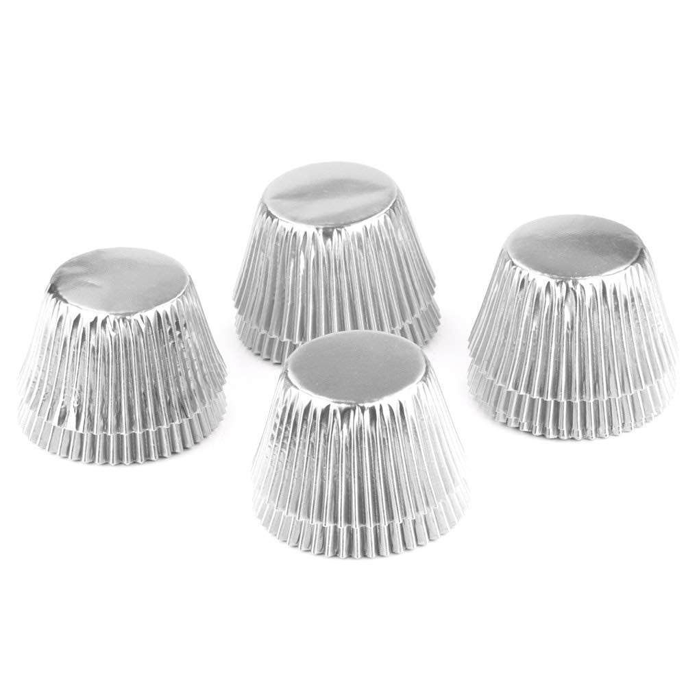 Gifbera jumbo liners displayed with cupcakes show even bake quality.
