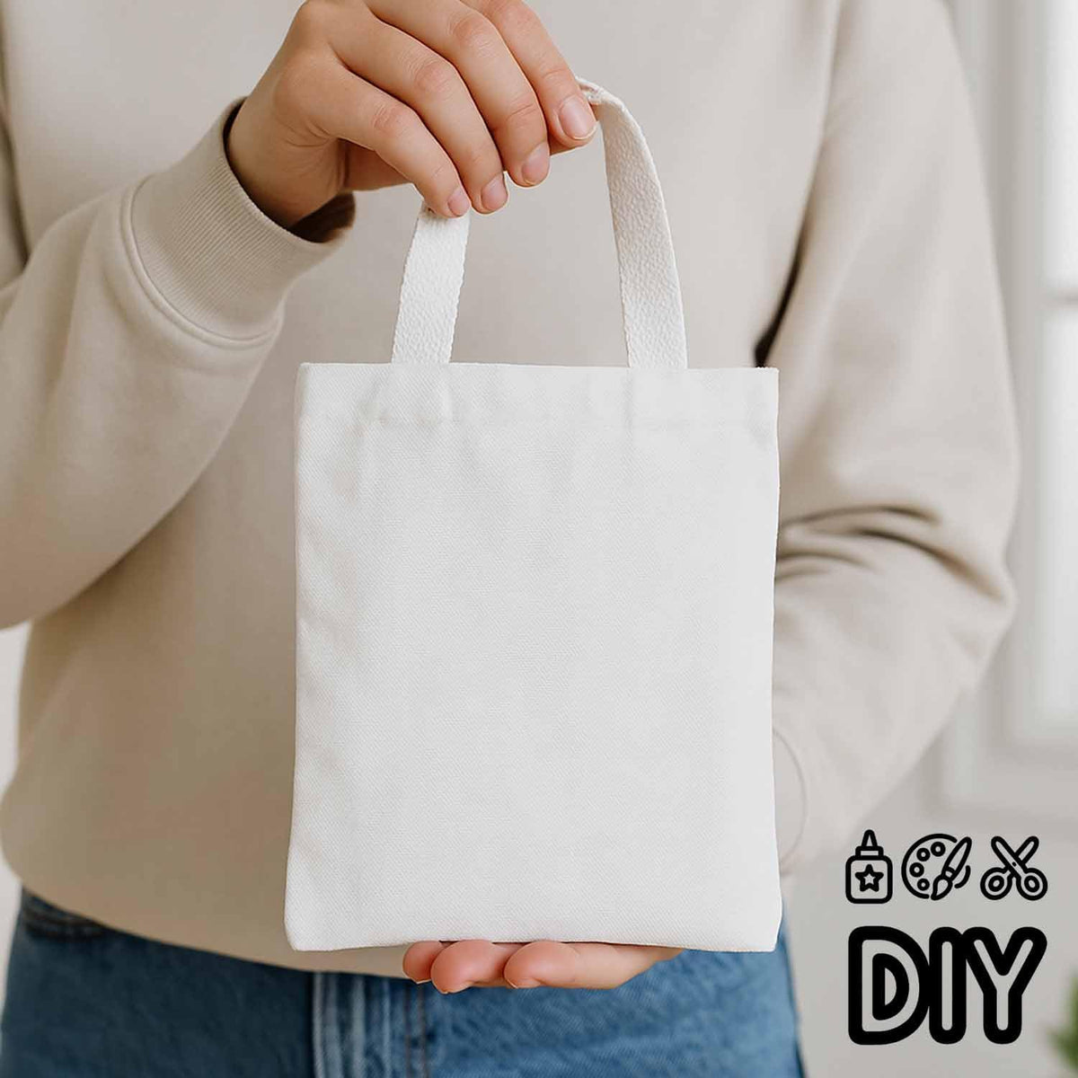 GiftExpress DIY painting use turns the tote into art canvas.