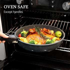 GiPP 7 inch silicone lid preserves moisture and visibility