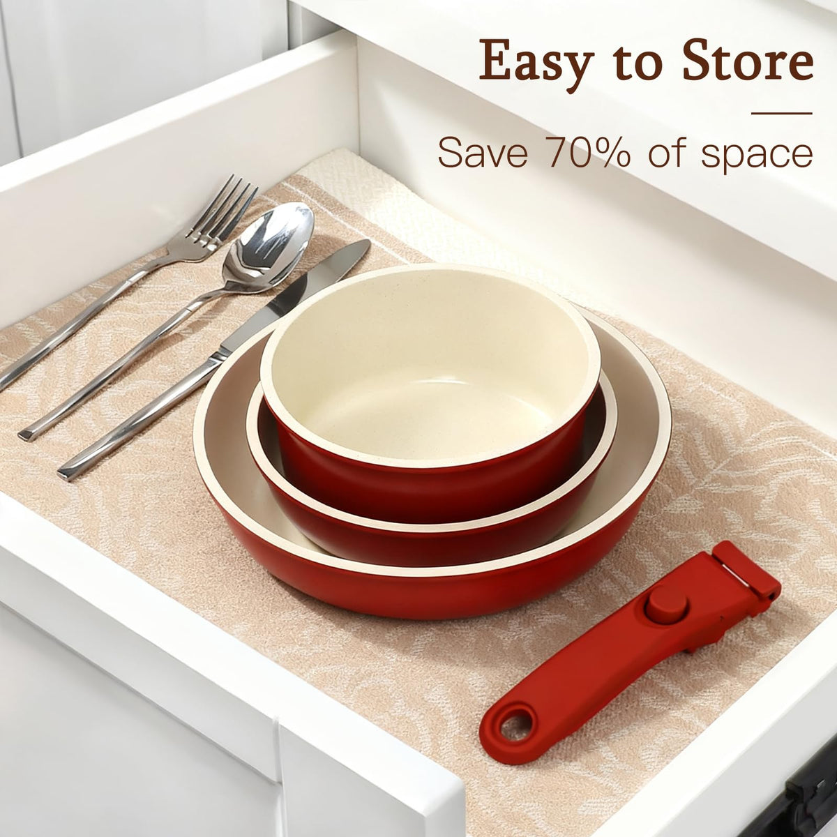 GiPP fridge storage lids keep lids organized when not in use.