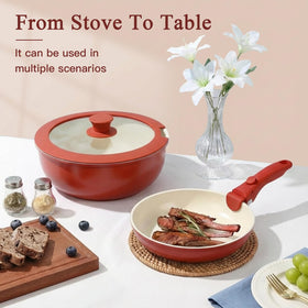 GiPP silicone lids provide flexible, spill-free heat control.