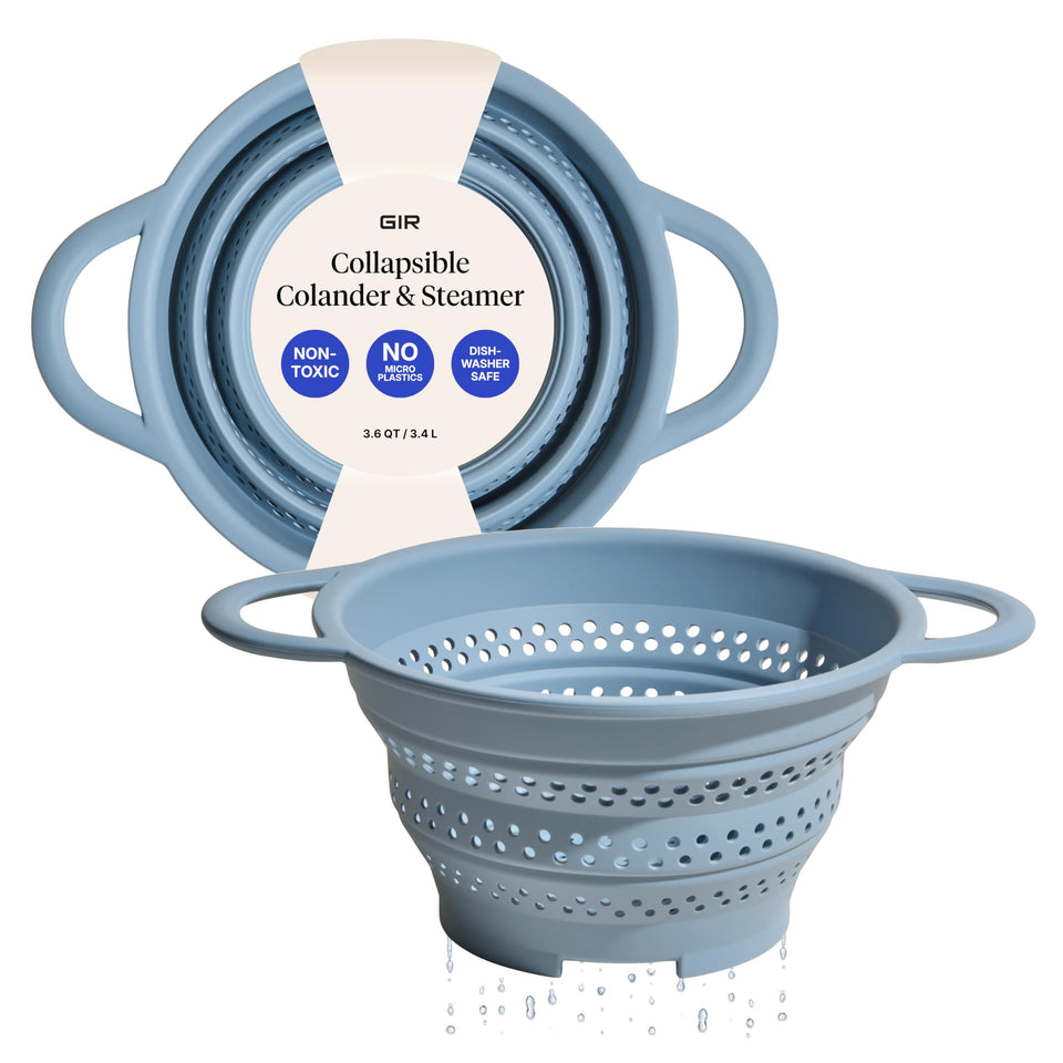 GIR collapsible colander pouring pasta as water drains