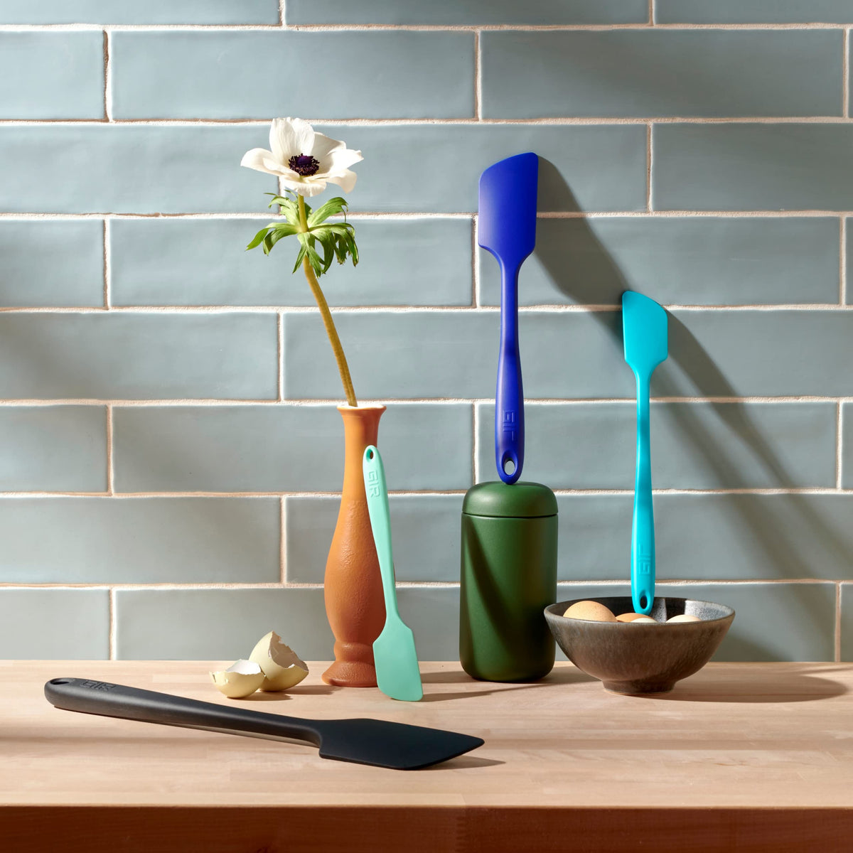 GIR professional-grade spatula for home cooks.