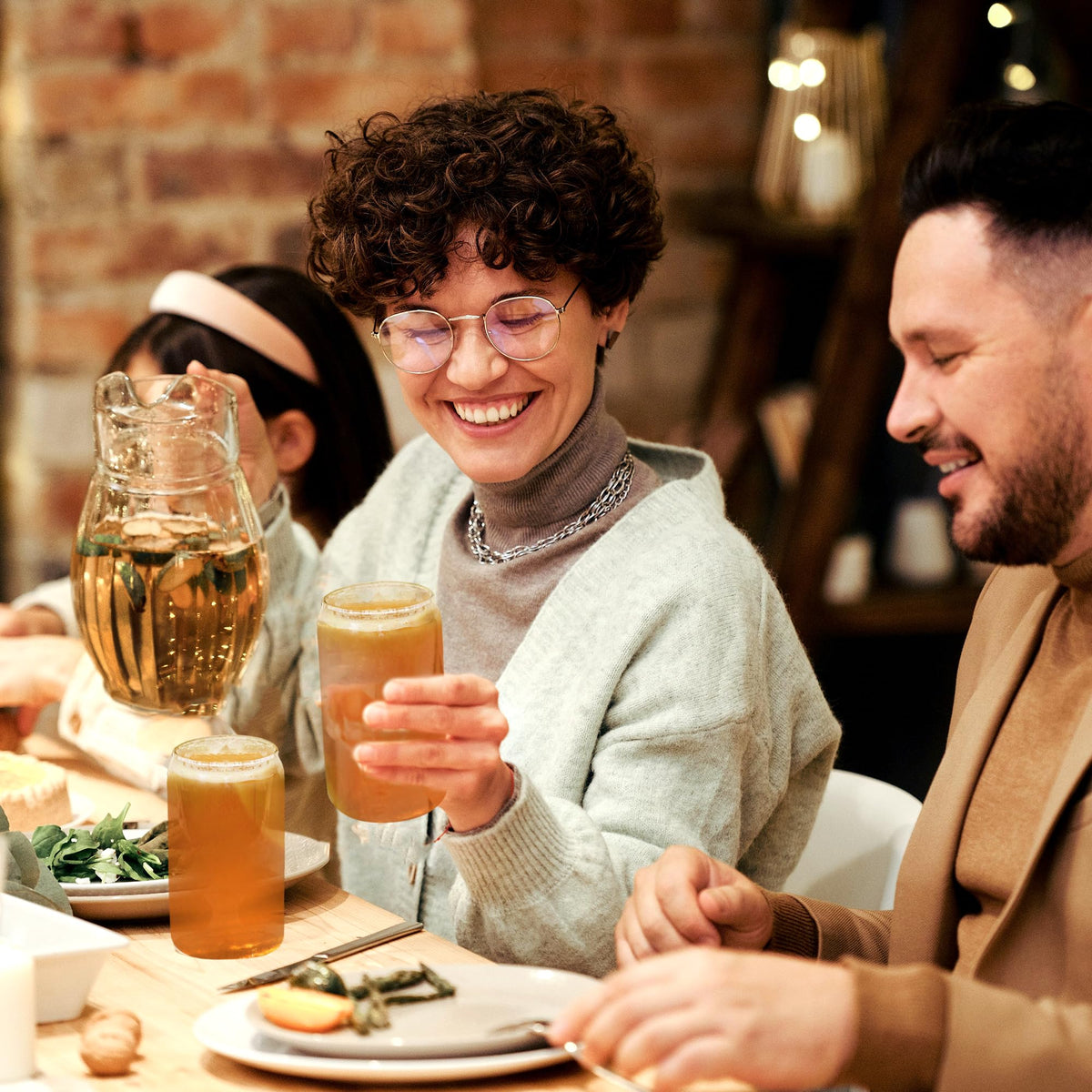 GIVAMEIHF versatile glasses suit hot and cold drinks for parties.
