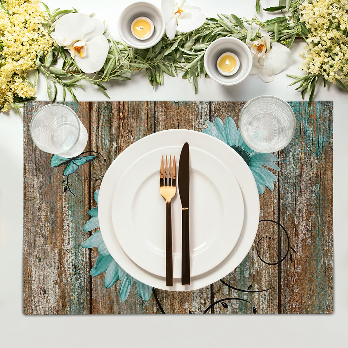 Giwawa placemats feature non-slip backing to prevent sliding during family meals.