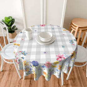 Giwawa watercolor wildflowers and butterflies add a bright outdoor picnic vibe.