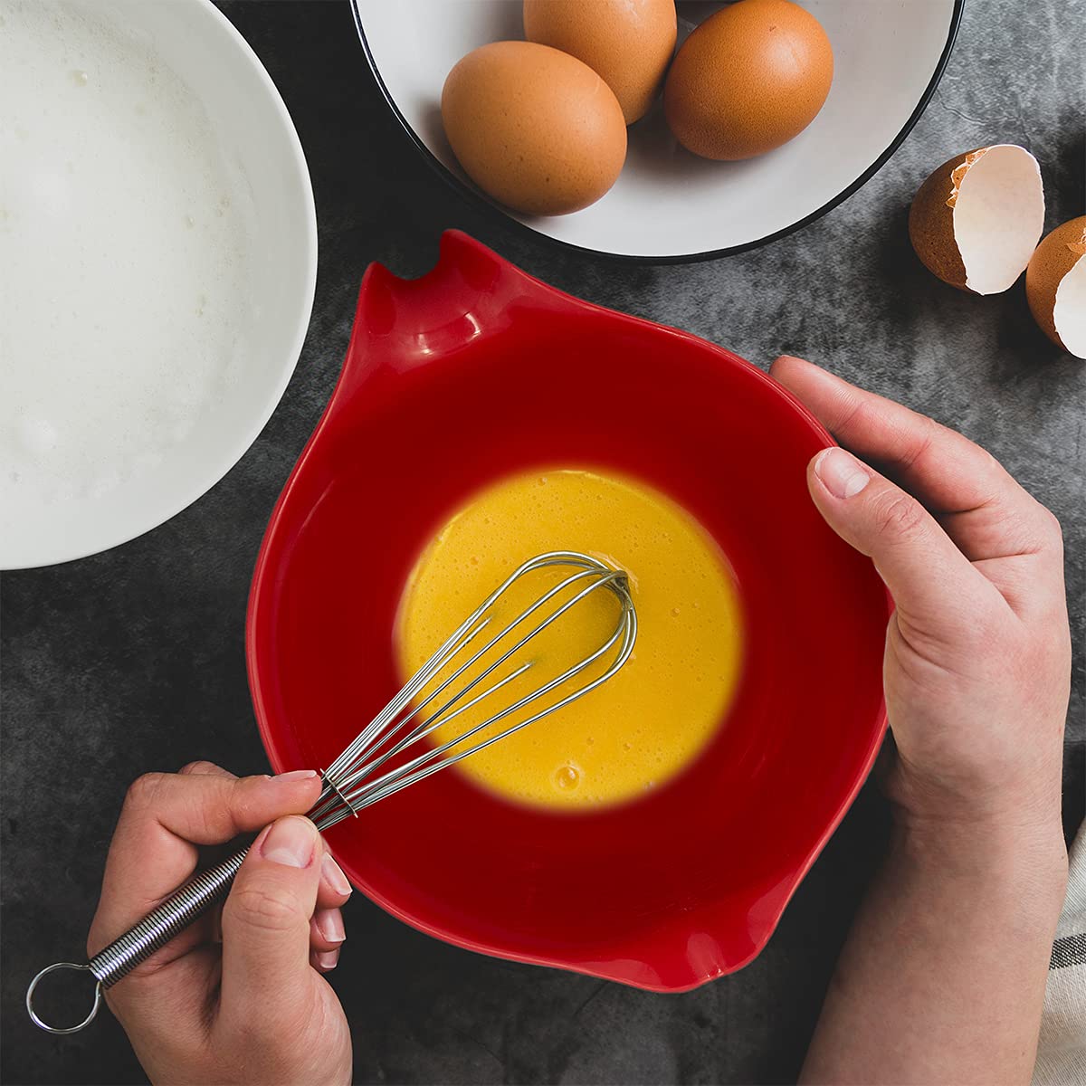 Glad mixing bowl with pour spout makes batter transfer mess-free.