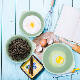 Glad mixing bowls with nesting design save space in small kitchens