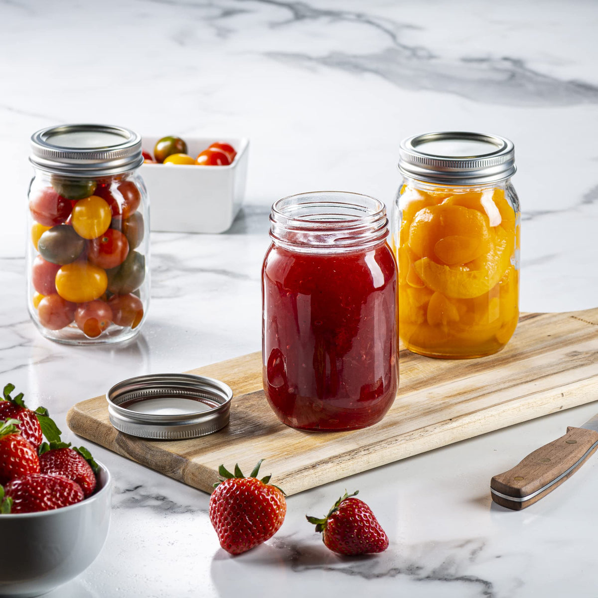 GLING thick-glass mason jar interior view highlights clear contents for quick checks.