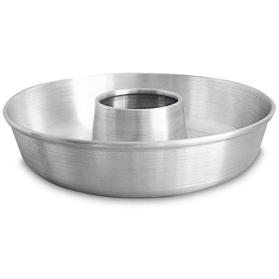 GLOBE ROCKET aluminum ring cake pan top view shows wide rim for even baking