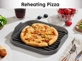 Glolaurge tray cleans easily with water or in the dishwasher.