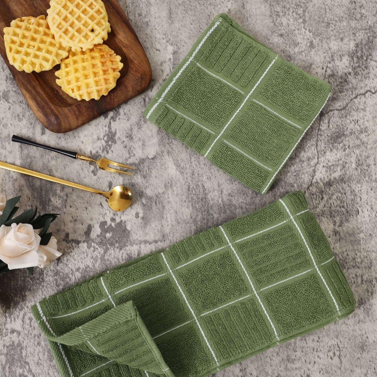 Glynniss absorbent-terry-weave towels highlight plush softness.