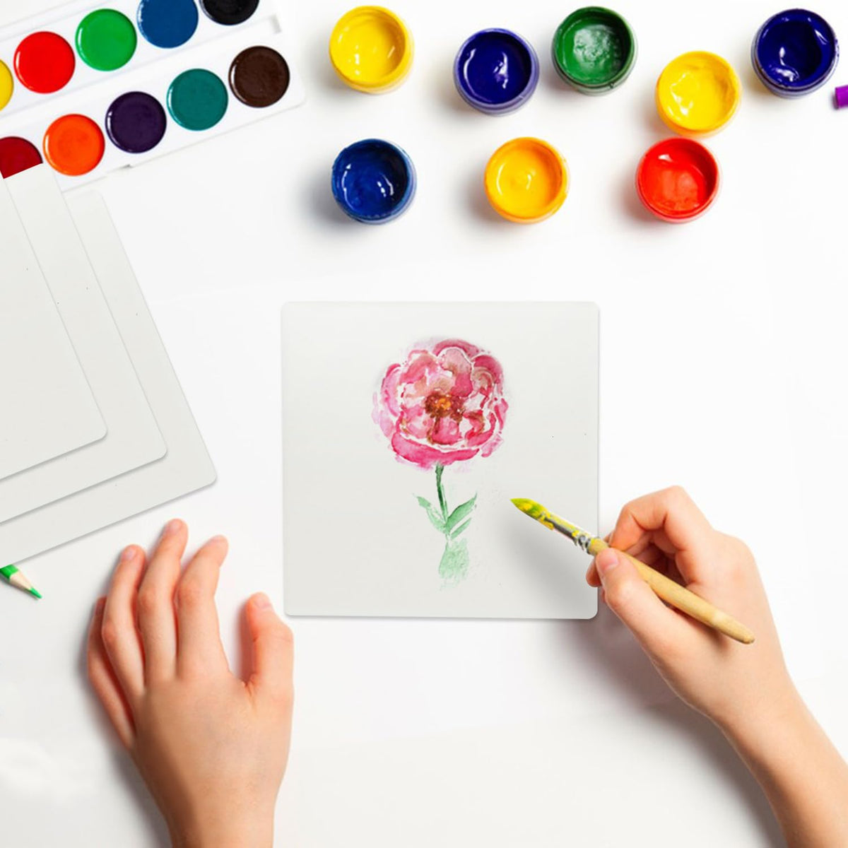 GNIEMCKIN compact 4x4-inch coaster kit, ideal for crafts and painting.