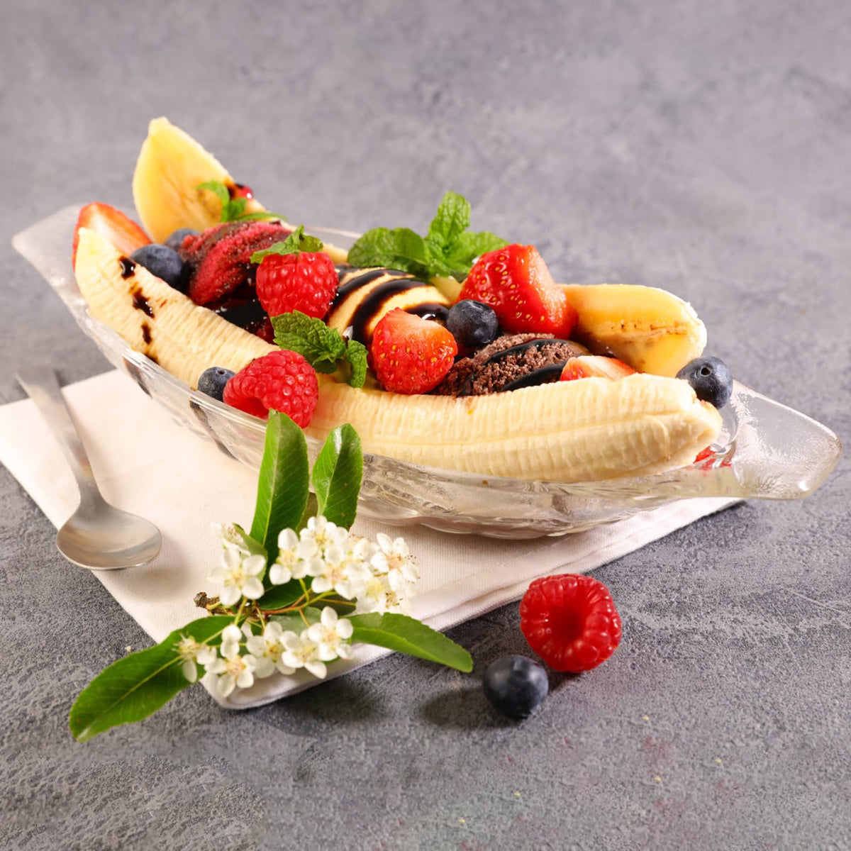 Goaste fruit and dessert bowls perfect for salads, snacks, or toppings.