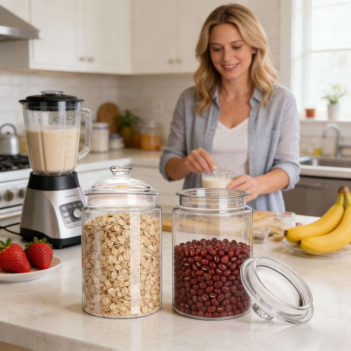 Goaste wide-mouth jar makes filling and access straightforward.