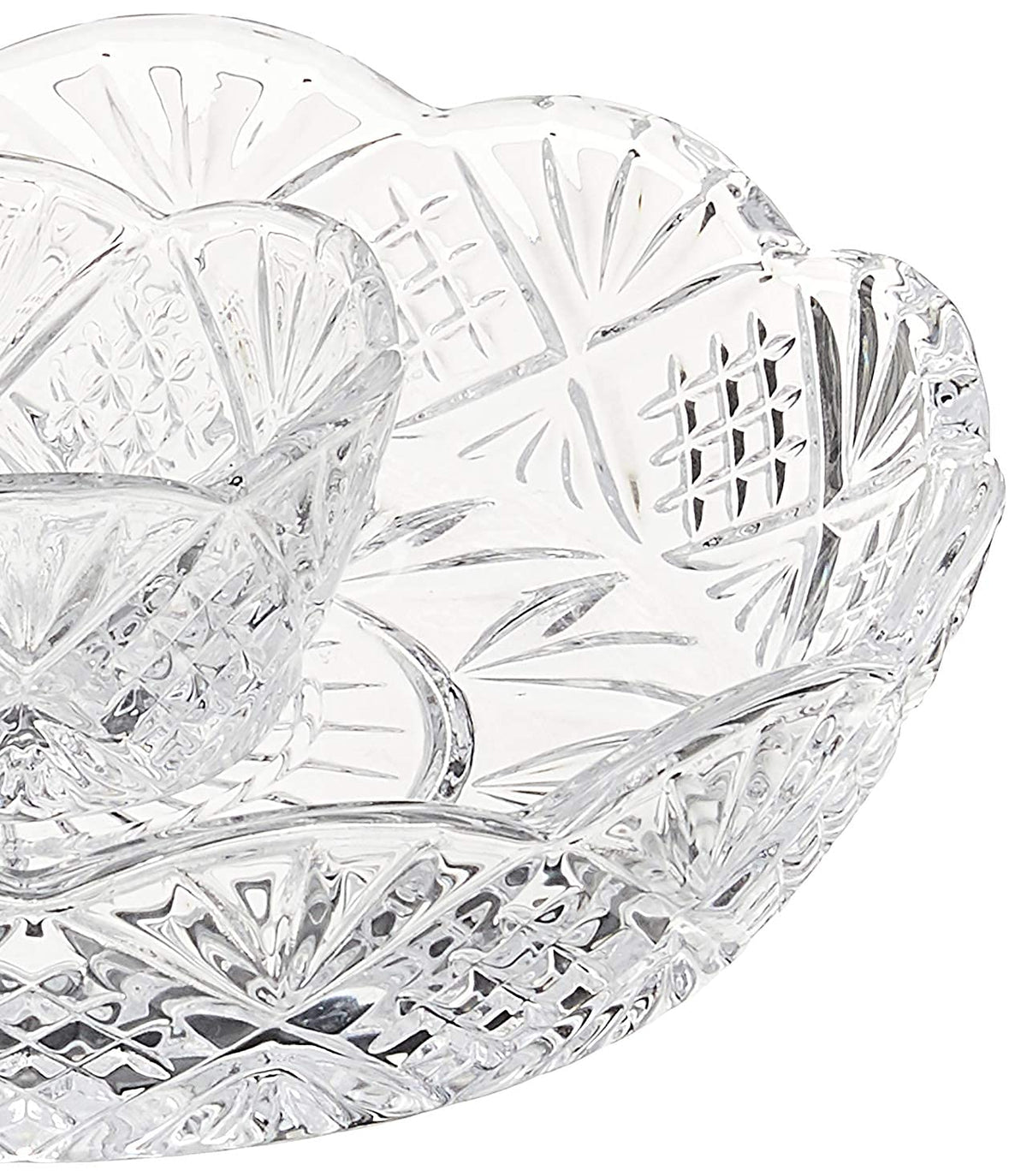 Godinger Dublin crystal detail close-up highlighting wedge-cut facets