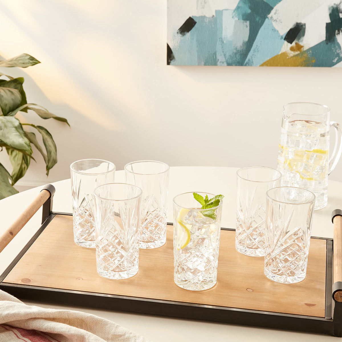 Close-up of starburst etching on a Dublin Highball catching light for stylish entertaining.