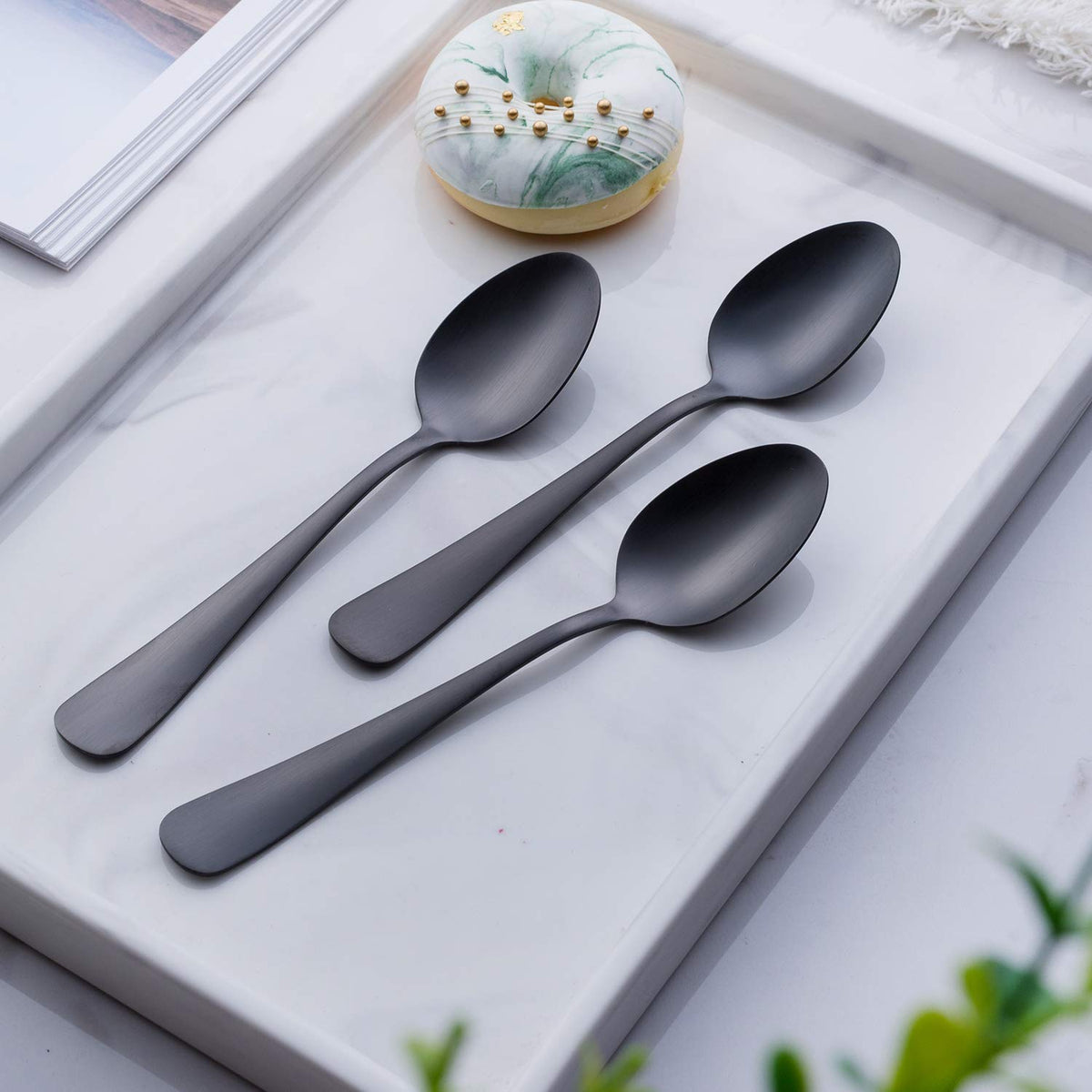 GoGeiLi gift-ready packaging for matte black dessert spoons