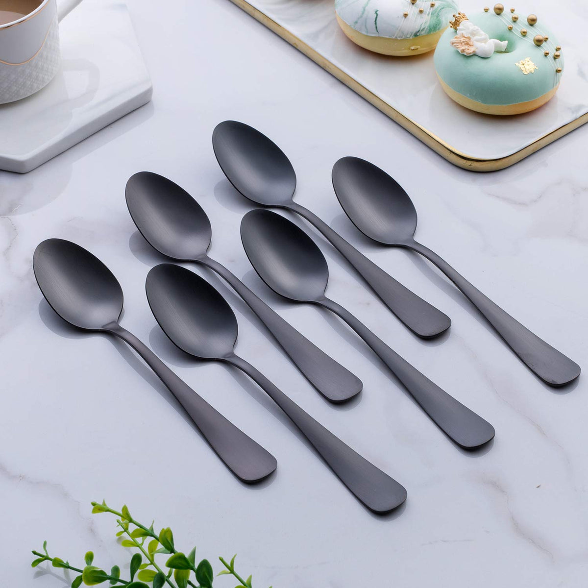 GoGeiLi 6-piece dessert spoon set shown together for family meals