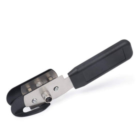 Gomake car-tint cutting tool in-use scenario for clean edges.