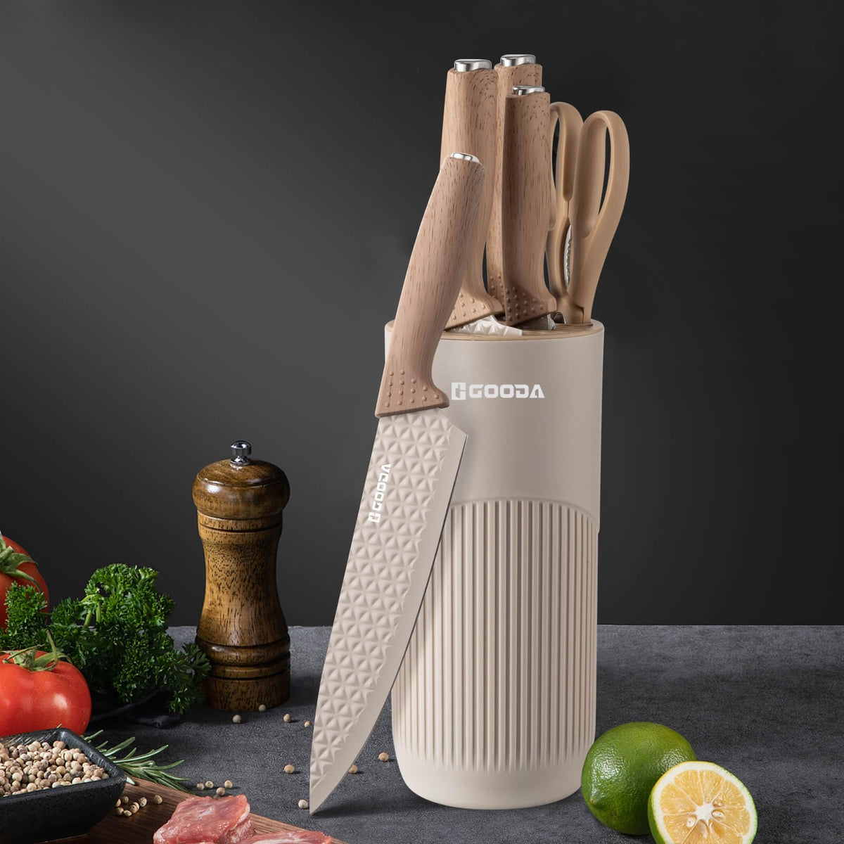 GOODA knife block keeps blades organized and accessible.