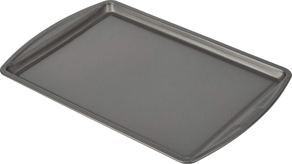 GoodCook everyday baking sheet 9x13 inch shows even heat distribution for thorough baking