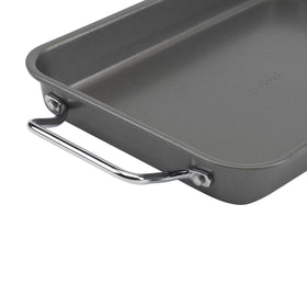 GoodCook Everyday Broiler Pan offers a compact 7x11 inch surface.