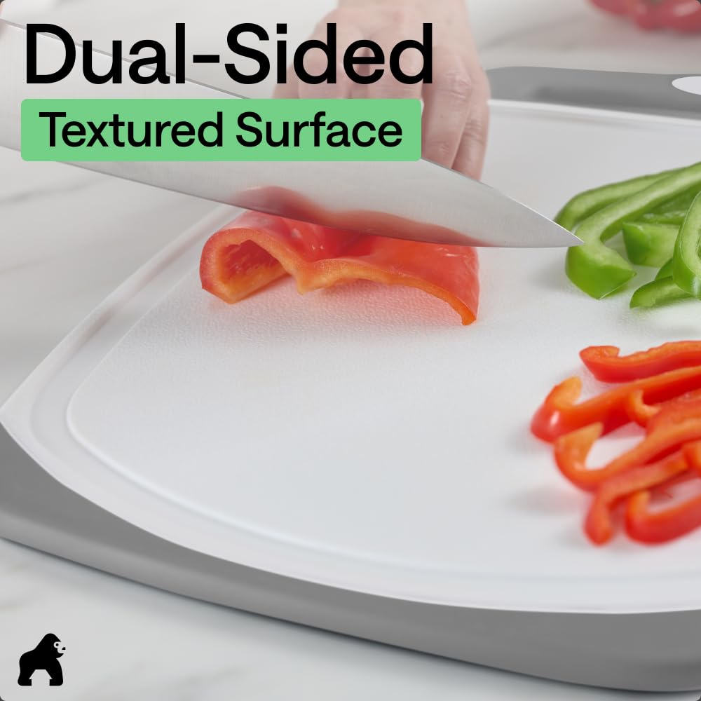 GORILLA GRIP slip-resistant border keeps boards steady during chopping