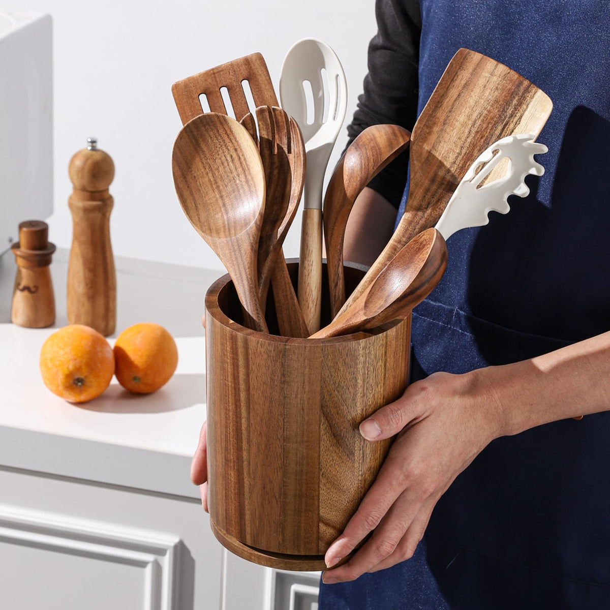 Easy-clean acacia wood surface of the Gorsent utensil holder.