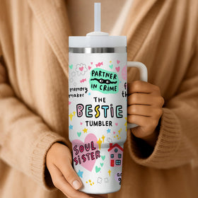 Gossby The Bestie 30oz tumbler lifestyle use supports social moments.
