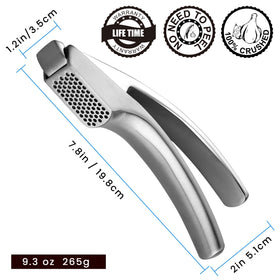 Gourmet Easy fine-mincing crush capture highlights compact, precise garlic crushing.