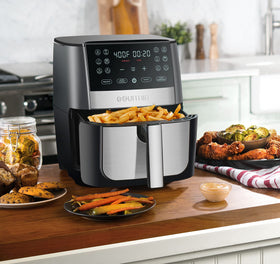 Gourmia GAF826 angled touchscreen for easy access while cooking.