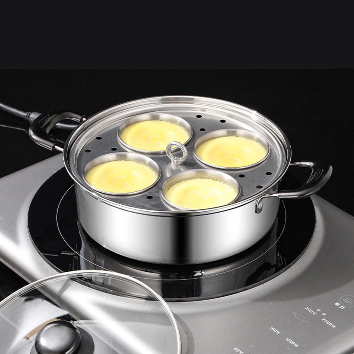 GOVNPJ Ready poached eggs plated using the pan