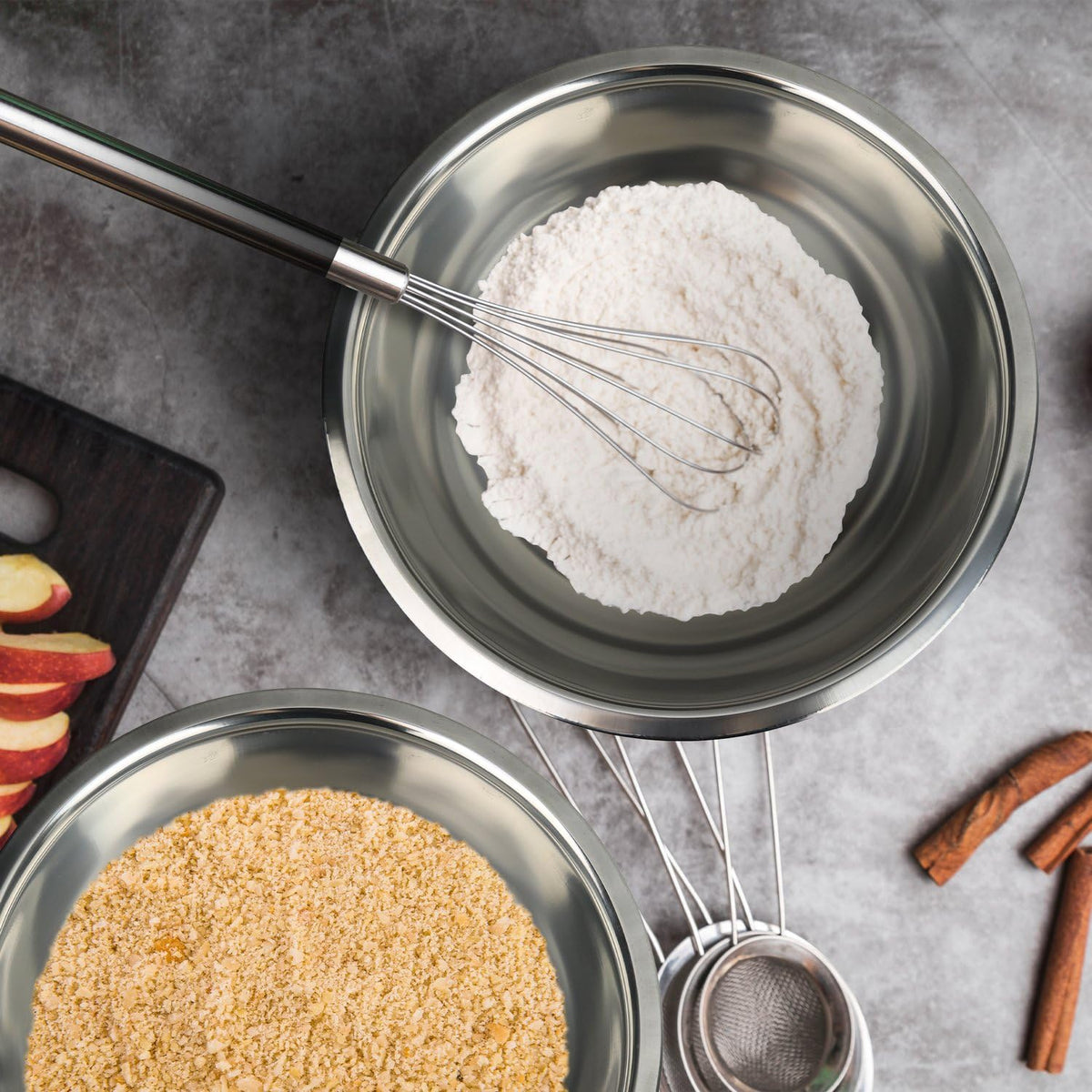 Great Credentials durable stainless steel bowls suitable for hot and cold foods in busy kitchens.