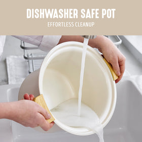 GreenLife ceramic nonstick interior promotes easy release and quick cleanup.