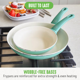 GreenLife dishwasher-safe design simplifies cleanup after cooking.