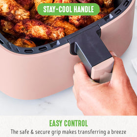GreenLife EZ Air Fryer LED indicator light helps you time meals.