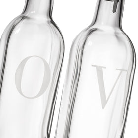 GreenOLIVE BPA-free spouts ensure safe pouring and minimal drips during use