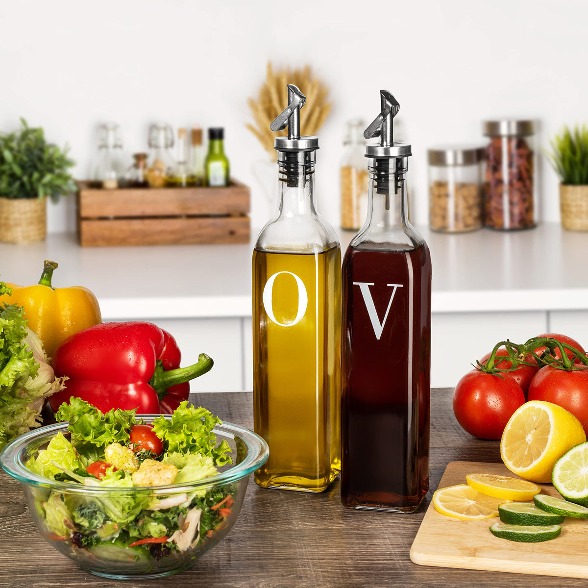 GreenOLIVE two-piece set for kitchen and table, blending style with practical pouring