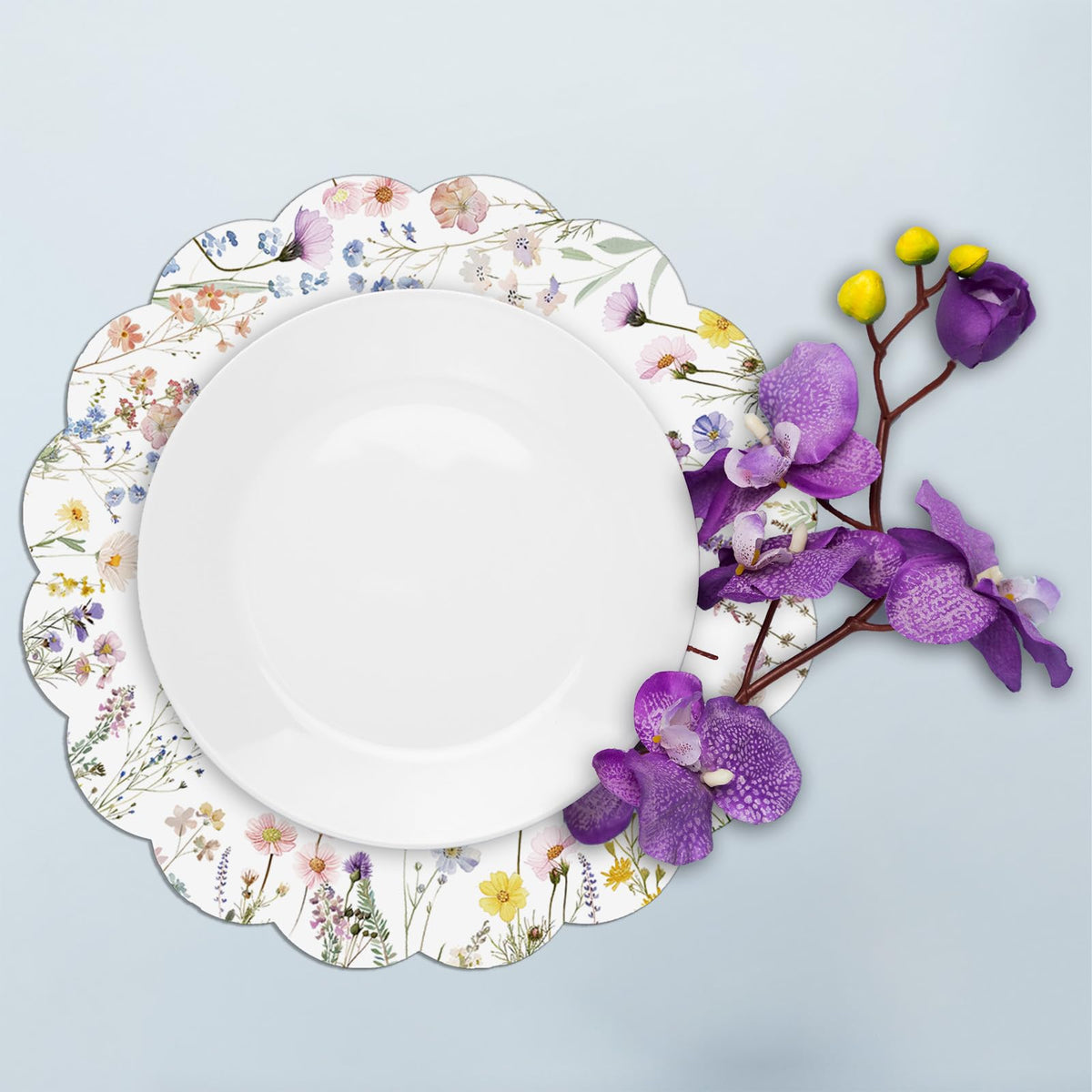G.R.I 50-piece placemats for large gatherings and easy disposal.