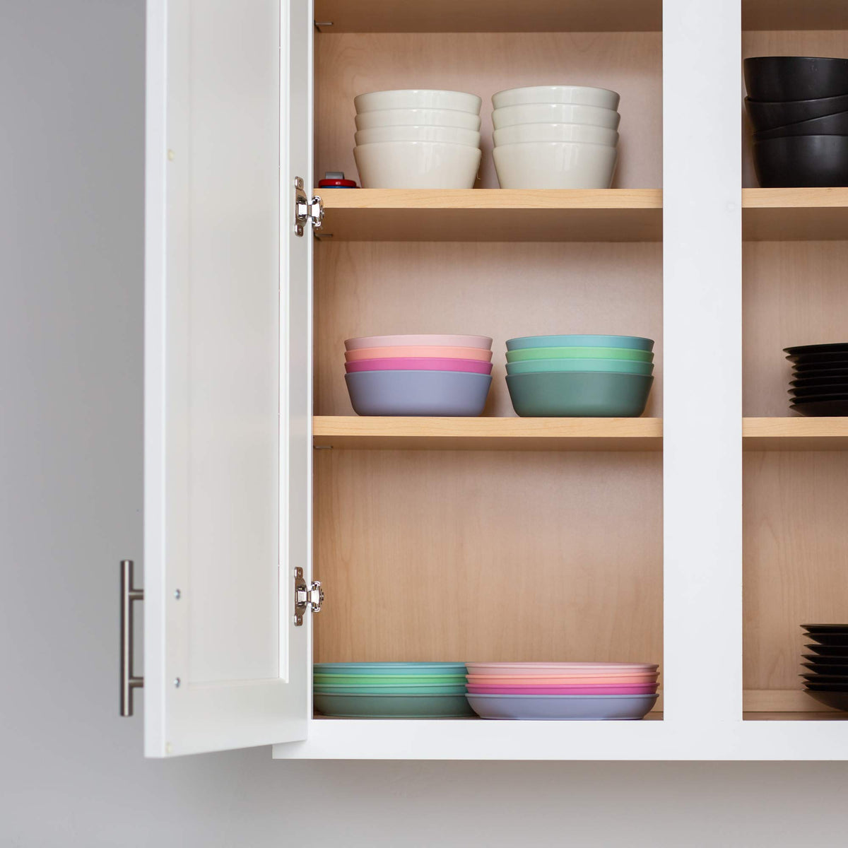 Grow Forward gift-ready dinnerware makes a thoughtful present for birthdays or holidays.