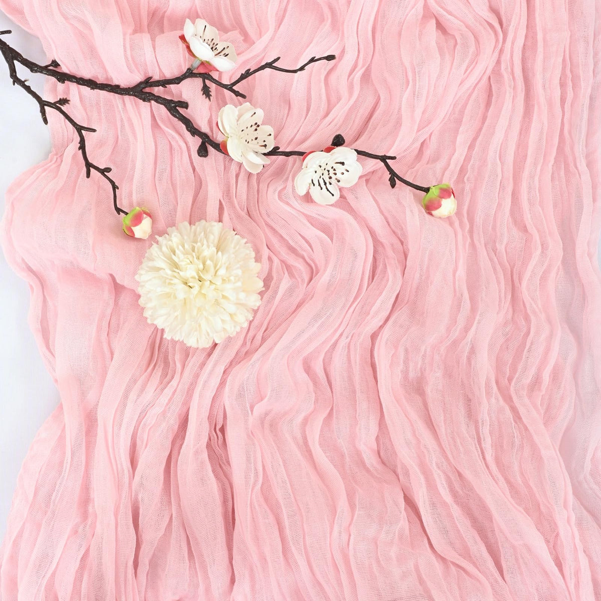 GSJYFDC decorative arch or curtain use creates soft, inviting ambiance.