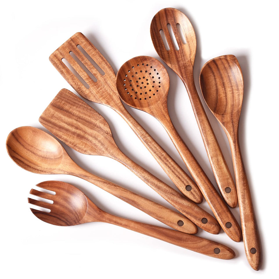Gudamaye 13-inch wooden utensils set top view with smooth teak finish for cooking