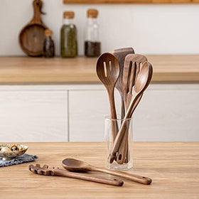 Gudamaye 6-piece wooden utensils for natural cooking.