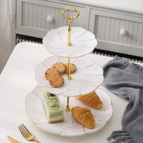 Gukasxi sunflower gold 3-tier handle ideal for parties and weddings.