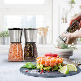 Gulex two-spice grinder set for everyday kitchen use