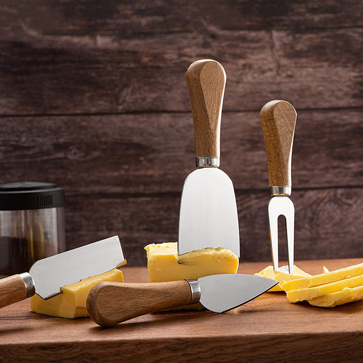 Guojanfon cheese spreader knife smooth spreading on crackers