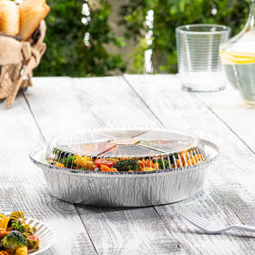 GUSTO 9-inch round foil pan with pie or casserole, oven-ready for quick cooking.