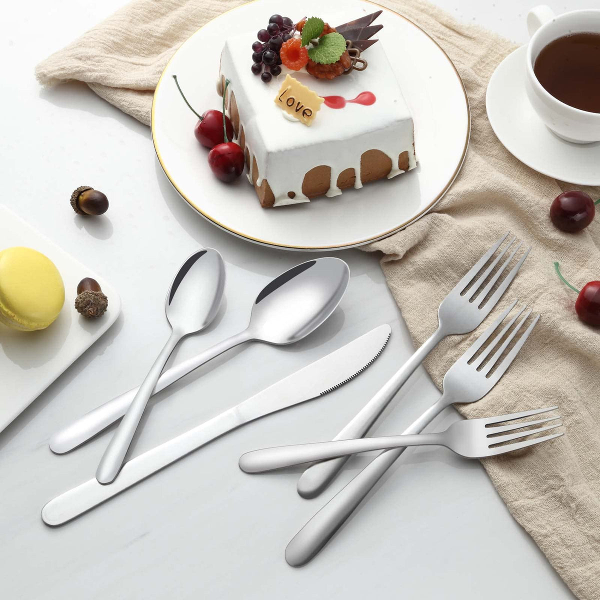 Gymdin classic design dinner forks that match existing silverware collection.